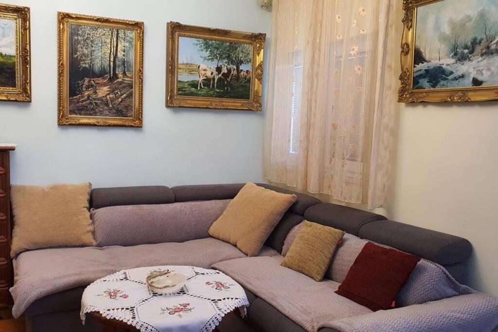 Apartment Diva Deluxe โปดสตรานา ภายนอก รูปภาพ